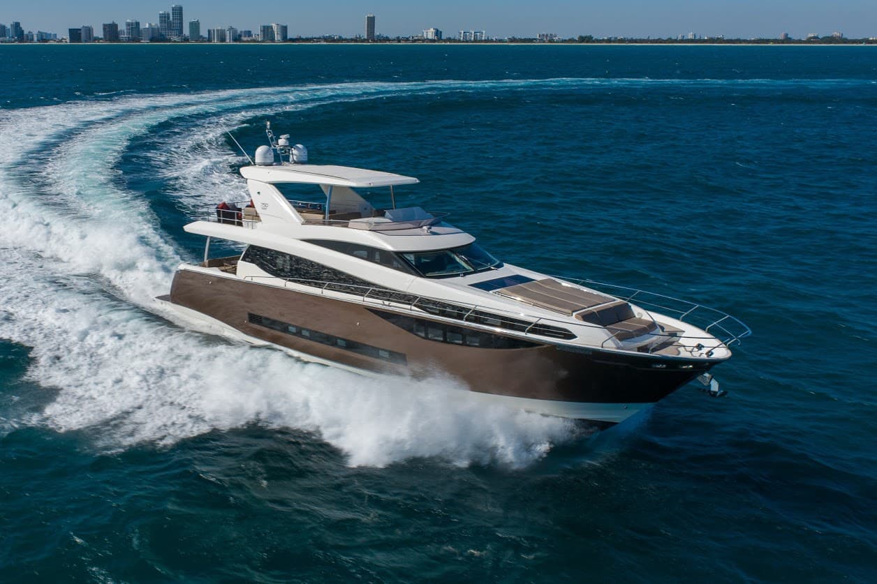 75FT Vantange 2009 Pershing