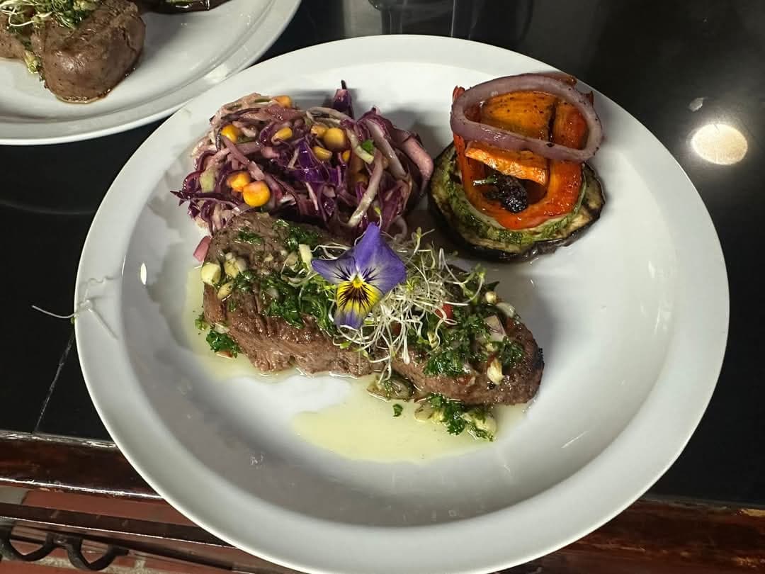 Private Chef Dining: A Culinary Experience at Home