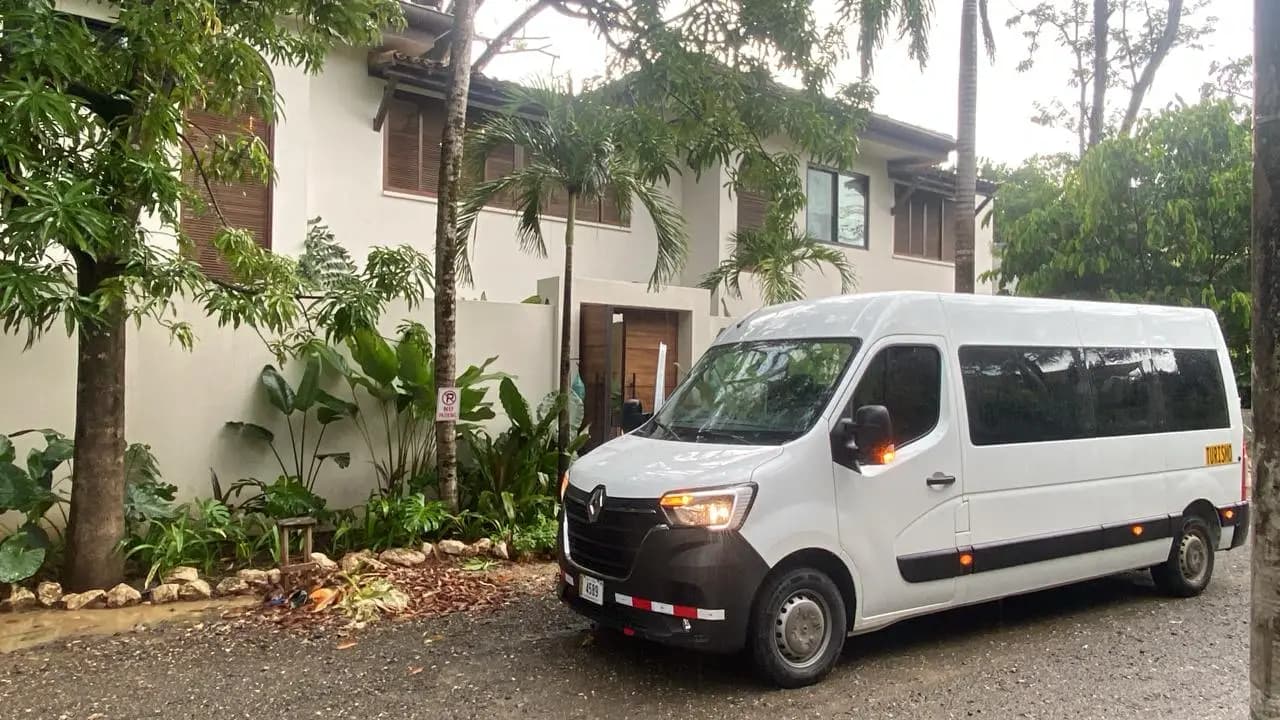 Private Shuttle LIR Airport to Tamarindo